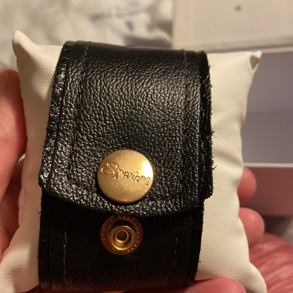 Watch bad for Apple Watch. 38/40 - Picture 2 of 2